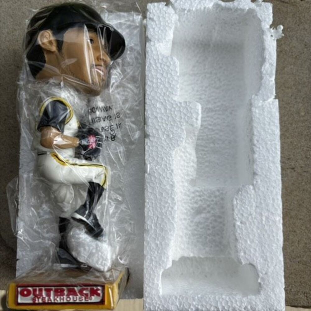 Oliver Perez Pittsburgh Pirates Bobblehead 2005 SGA PNC Park Exclusive NIB New